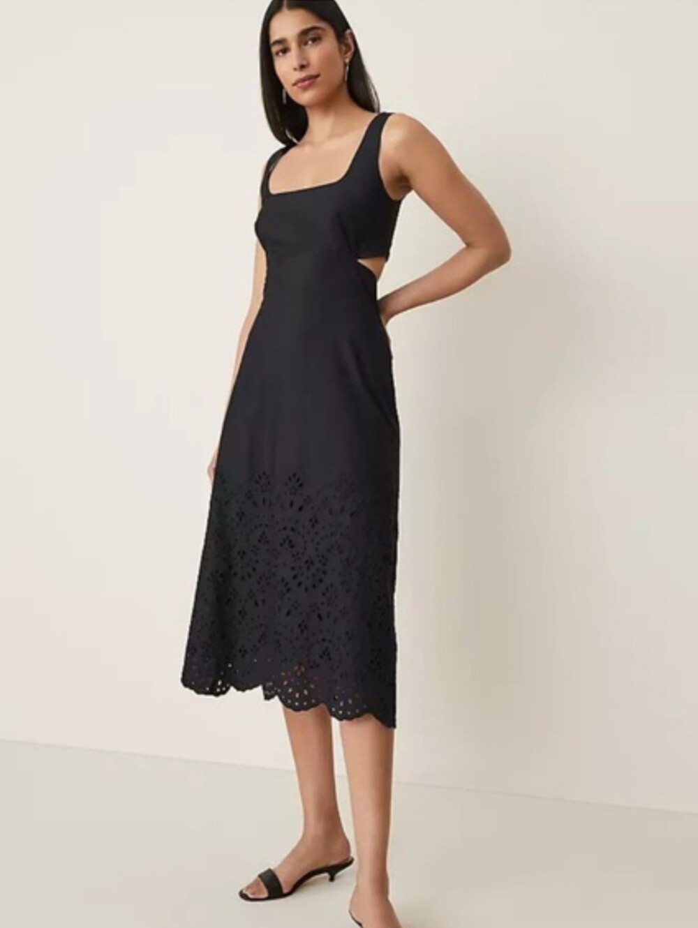 ANN TAYLOR  EMBROIDERED STRAPPY MIDI DRESS SZ 8